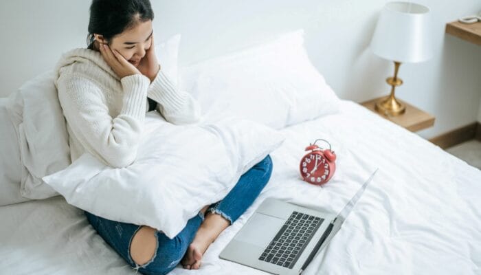 10 Kebiasaan yang Harus Dihindari di Akhir Pekan Agar Tetap Produktif