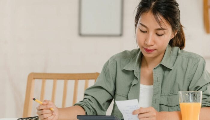 Tips Jitu Mengelola Keuangan Agar Terhindar dari Utang Menumpuk