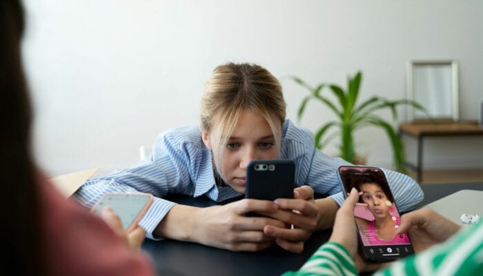 Toxicity dan Cyberbullying, Ancaman Kesehatan Mental di Dunia Maya