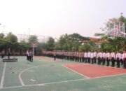 Kapolres Berikan Penghargaan Kepada 5 Personelnya