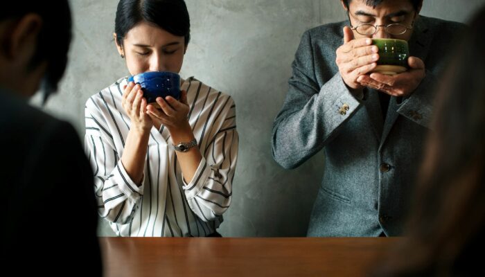 Atasi Grogi, Tips Jitu Hadapi Kecemasan Sosial Ringan