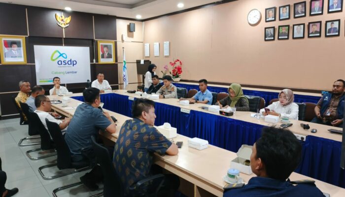 Posko Natal dan Tahun Baru di Pelabuhan Lembar, Antisipasi Lonjakan Penumpang dan Cuaca Ekstrem