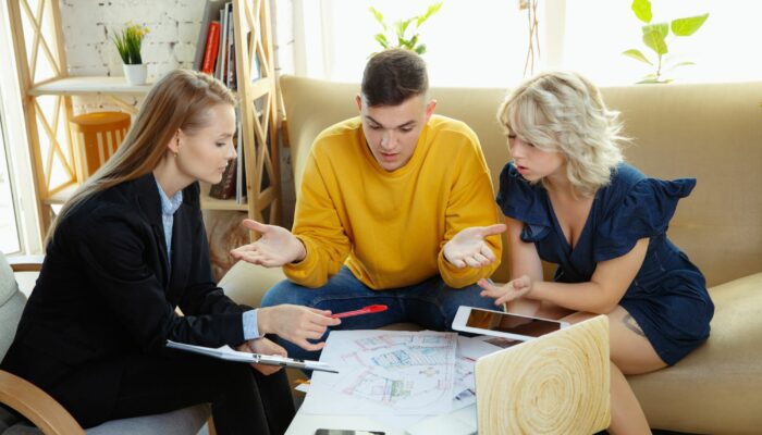 Strategi Hemat Memilih Asuransi untuk Perlindungan Maksimal