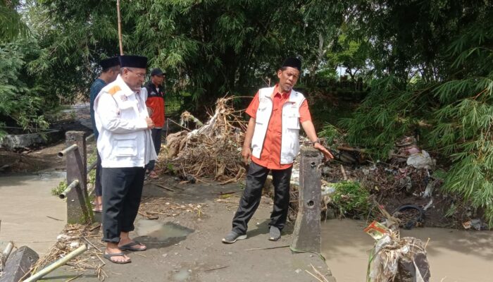 Banjir Genangi Rumah Warga Desa Ganti, Abdul Hadi Desak BWS Perbaiki Tanggul Sepanjang Aliran Sungai