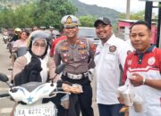 Satlantas Polres Bima Kota Bersama Paguyuban Bikers Bima Bagikan Takjil dan Edukasi Keselamatan Berlalu Lintas