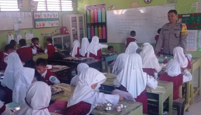 Polsek Gerung Kawal Program Makan Bergizi Gratis untuk 3.201 Siswa
