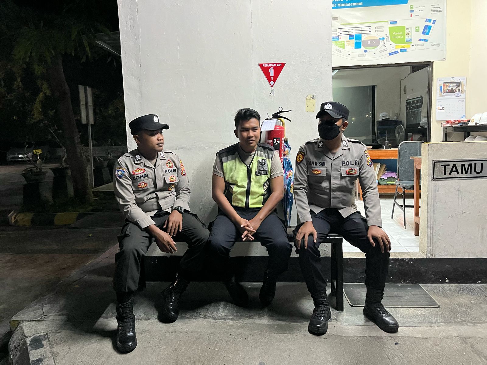 Polsek Lembar Gencarkan Patroli Malam, Pekerja Merasa Lebih Aman