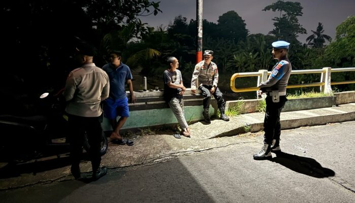 Polsek Kediri Intensifkan Patroli Blue Light di Titik Rawan Perbatasan