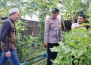 Polisi Ajak Warga Tanam Sayur di Pekarangan di Desa Bajur