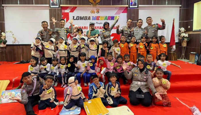 Lomba Mewarnai Meriahkan Hari Bhayangkara di Polres Lombok Barat