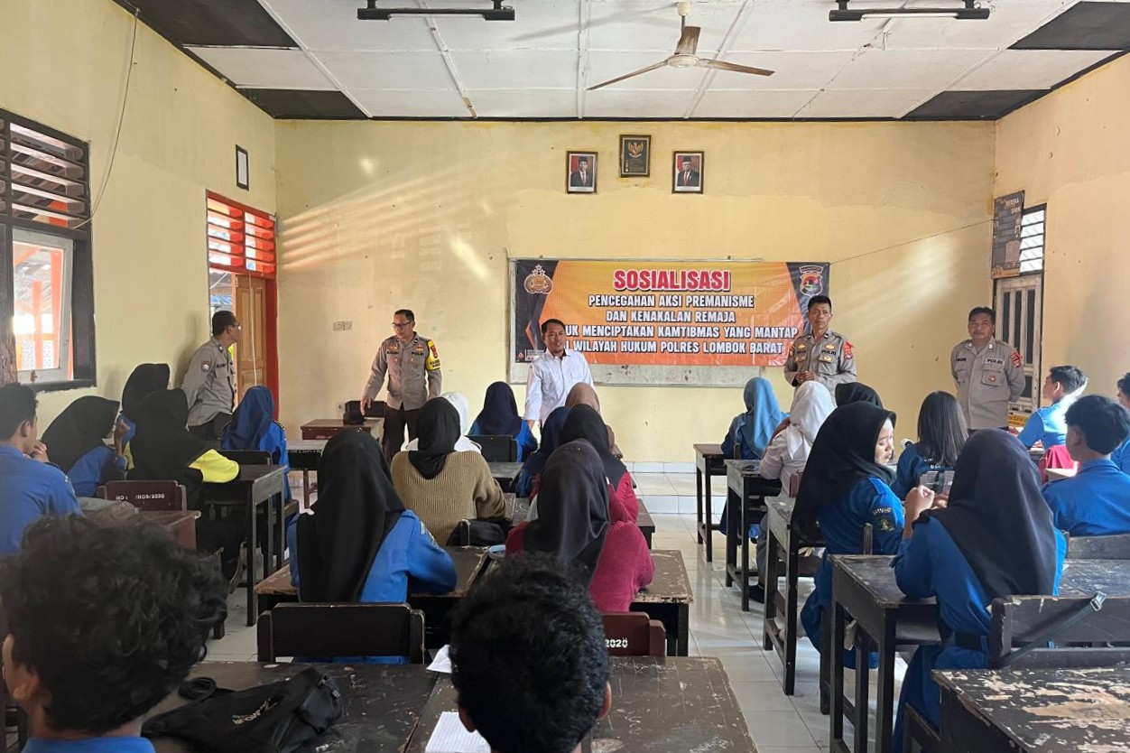 Bahaya Narkoba dan Pernikahan Dini Disorot di SMK N 2 Kuripan