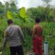 Bhabinkamtibmas Desa Kedaro Dorong Warga Manfaatkan Pekarangan untuk Ketahanan Pangan