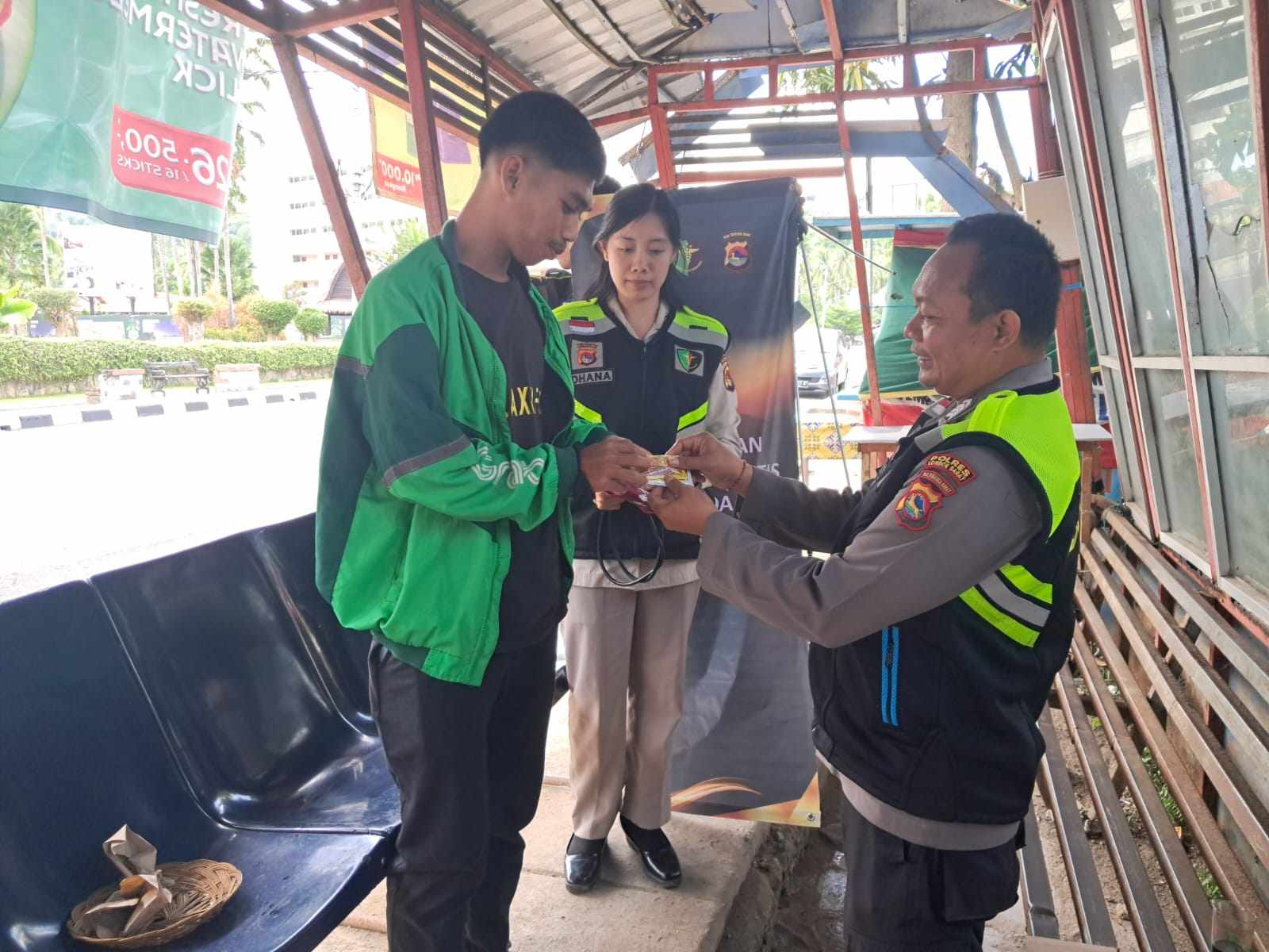 Hari Bhayangkara Polres Lombok Barat Gelar Pemeriksaan Kesehatan