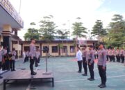 Kapolres Lombok Utara Berikan Penghargaan kepada Enam Personel Berprestasi