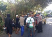 Respon Cepat Personel Polsek Sape, Evakuasi Korban Laka Lantas di Jalan Lintas Sape-Bima