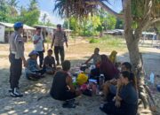 Patroli Polsek Sekotong Jaga Keamanan Pantai Elak-Elak Menjelang Akhir Pekan