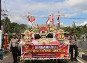 Polres Bima Kota Tampilkan Kendaraan Hias “Polisi Baik” di Karnaval HUT ke-80 RI