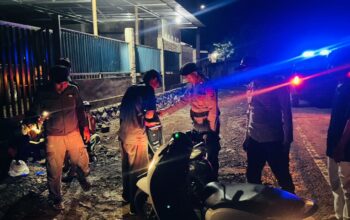 Jelang Tahun Baru 2026, Polsek Wawo Intensifkan Patroli Blue Light