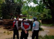 Banjir Rendam Pemukiman di Sekotong, Polisi Siaga di Lokasi