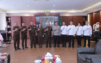 Kapolda NTB Silaturahmi ke Kajati NTB, Perkuat Sinergi Penegakan Hukum