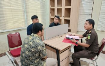Sat Reskrim Polres Dompu Limpahkan Tersangka Perkara Pencurian dengan Pemberatan ke Kejaksaan