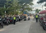 Tradisi Presean Padati Taman Kota, Satlantas Polres Lombok Barat Pastikan Jalur Tetap Lancar