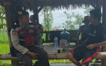 Cegah Curanmor di Jagerage, Personel Polres Lombok Barat Ajak Warga Manfaatkan Call Center 110