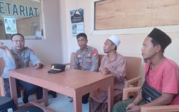 Dekati Warga Secara Humanis, Sat Binmas Polres Lombok Barat Pastikan Wilayah Lembar Selatan Tetap Kondusif
