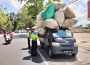 Waspada Balap Liar, Satlantas Polres Lombok Barat Kepung Jalur Bypass BIL 2 Saat Senja