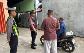 Polsek Montong Polres Tuban Turun Cek Tanaman jagung Warga di Desa Talun